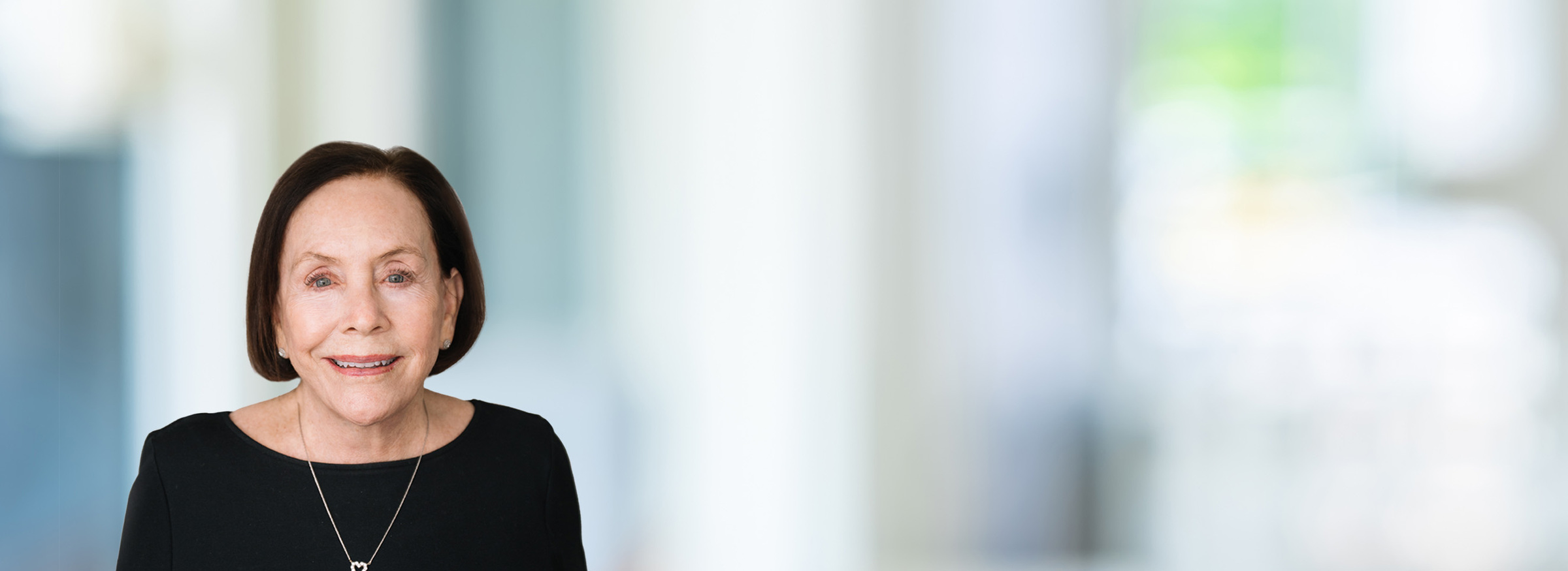 Tina Thomas headshot