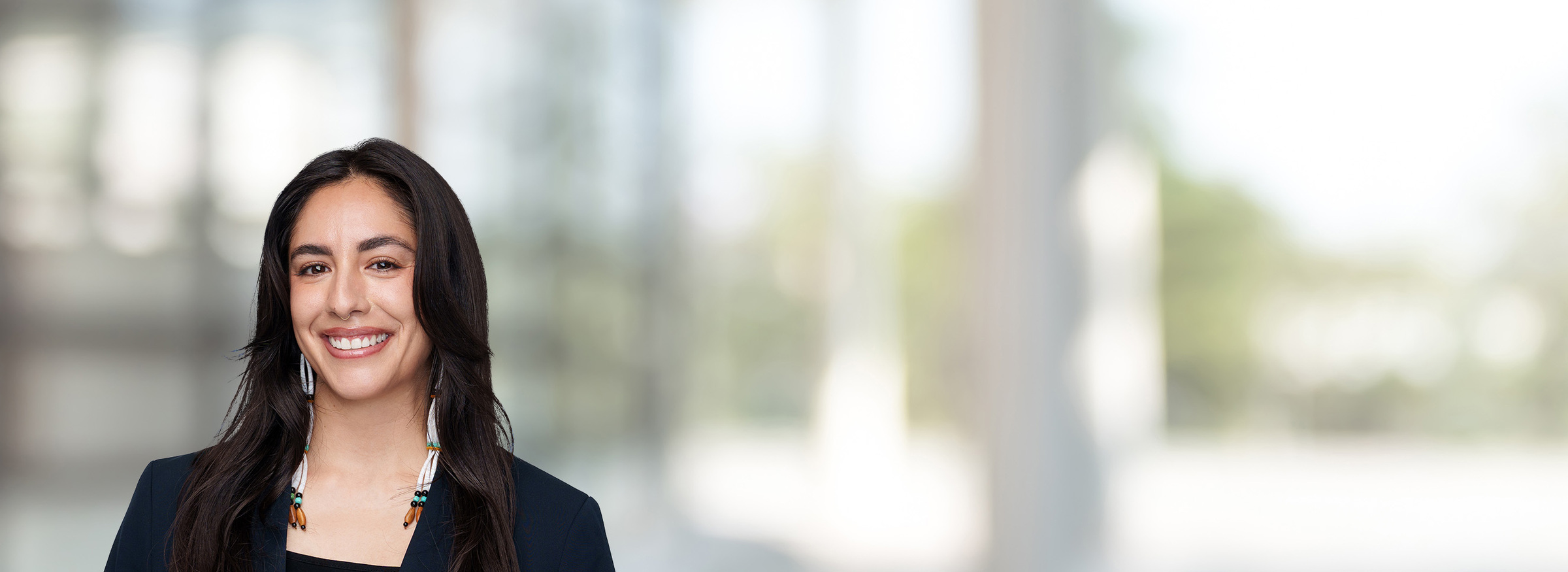 elisa rivas headshot