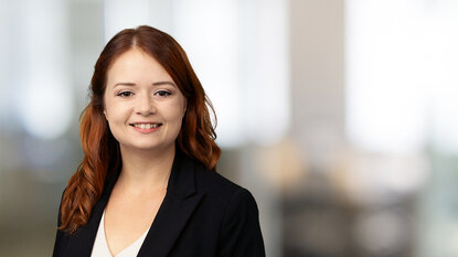 Jessica Ullom-Minnich Headshot