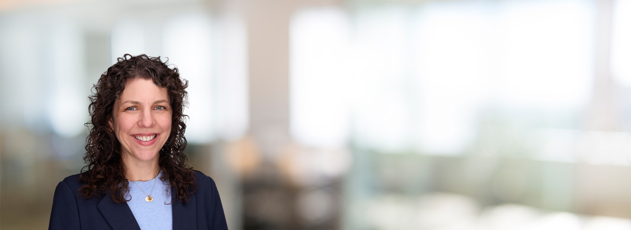 Amy Higuera Headshot