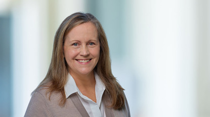 Mary Urness Headshot