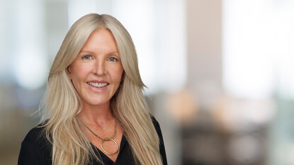 Colleen Dewhirst Headshot