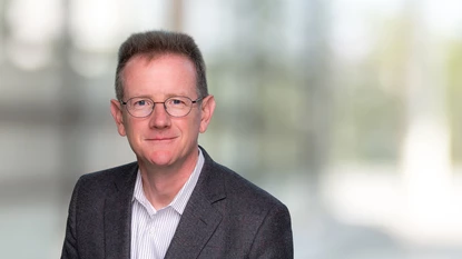Thomas Wood Headshot